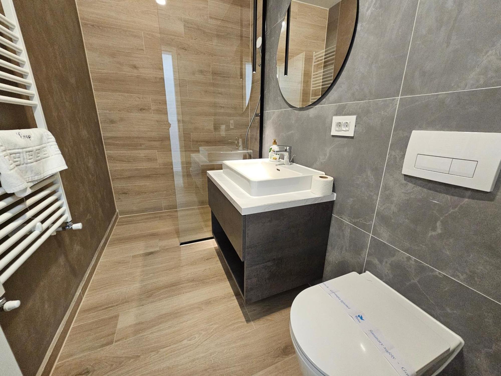 Deluxe Cozy Apartments - Coresi Mall #Μπρασόβ Εξωτερικό φωτογραφία