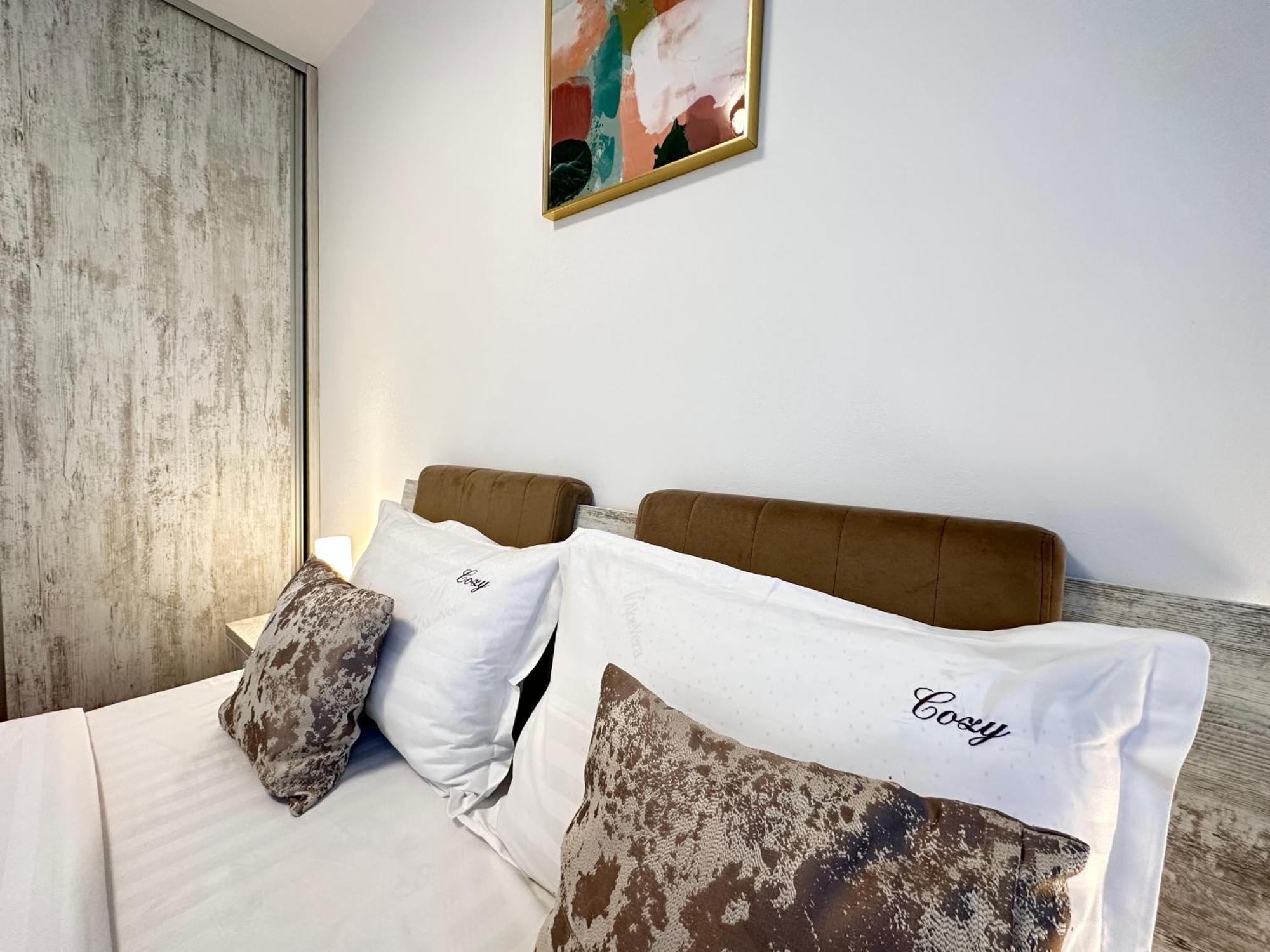 Deluxe Cozy Apartments - Coresi Mall #Μπρασόβ Εξωτερικό φωτογραφία
